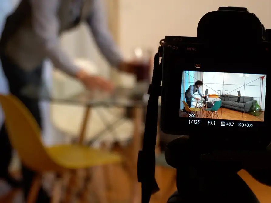 home real estate listing screen appeal